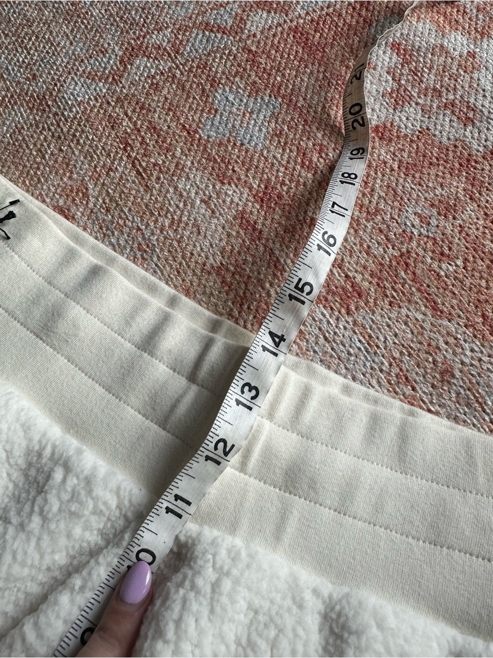 NWT alo yoga Micro Sherpa High Waist Solstice Sweatpant in Ivory size medium - Picture 7 of 8